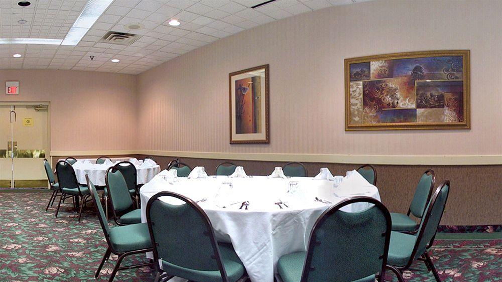 Clarion Mason City Exterior photo